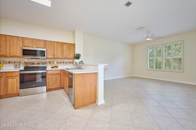 Building Photo - 9086 107th Ct