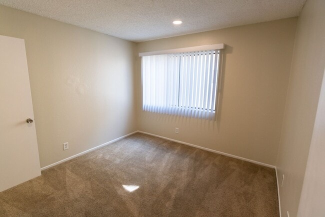 Interior Photo - 700 S. Berendo Ave