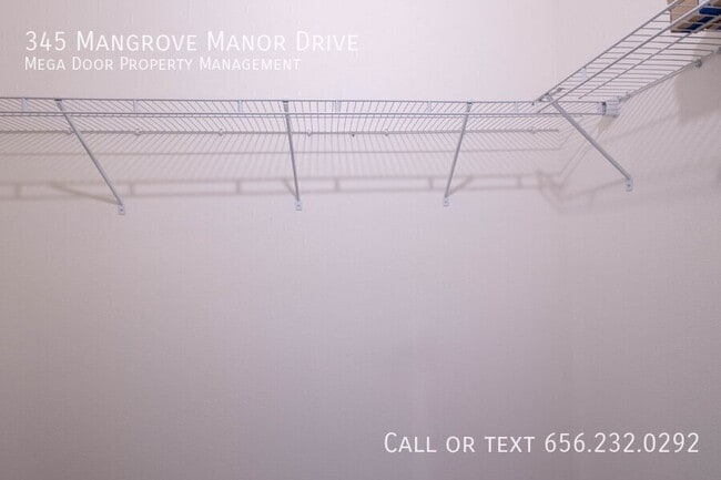 Building Photo - 345 Mangrove Manor Dr