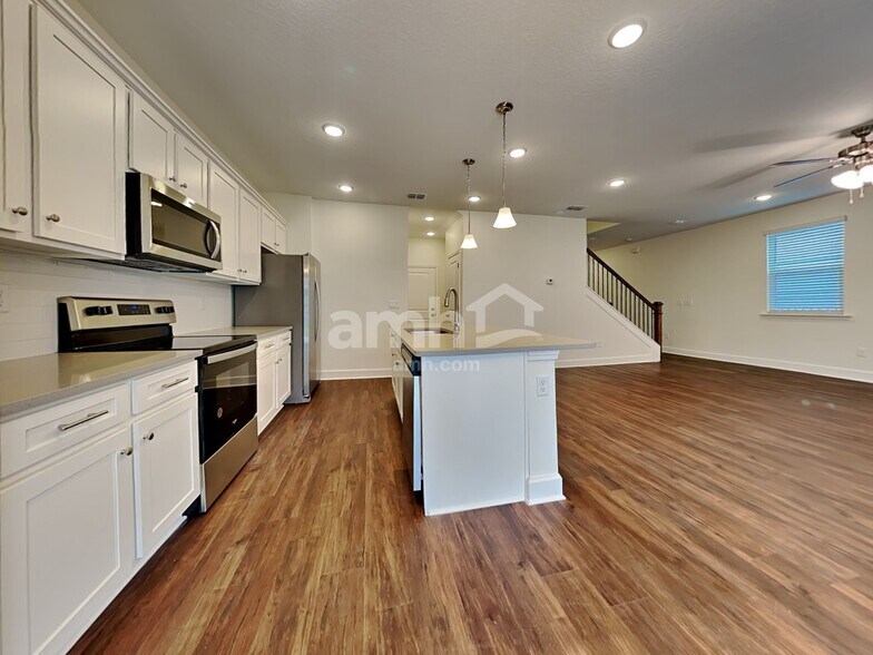 Building Photo - 10717 Coleman Rd