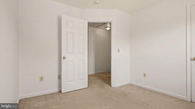 Building Photo - 11011 Coreys Way