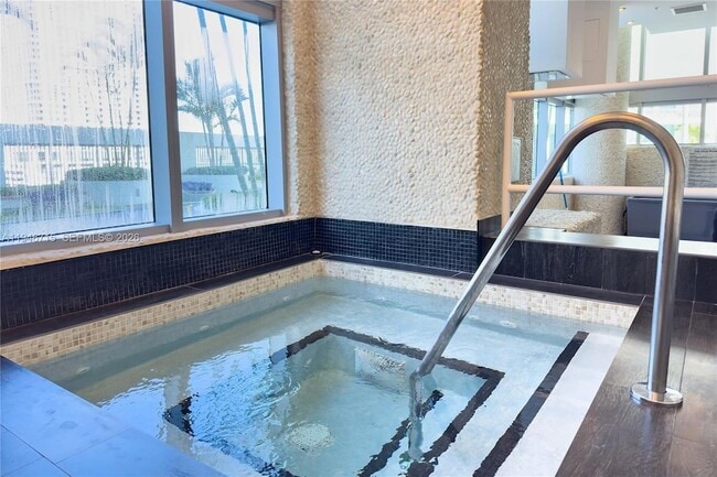 Building Photo - 92 SW 3rd St