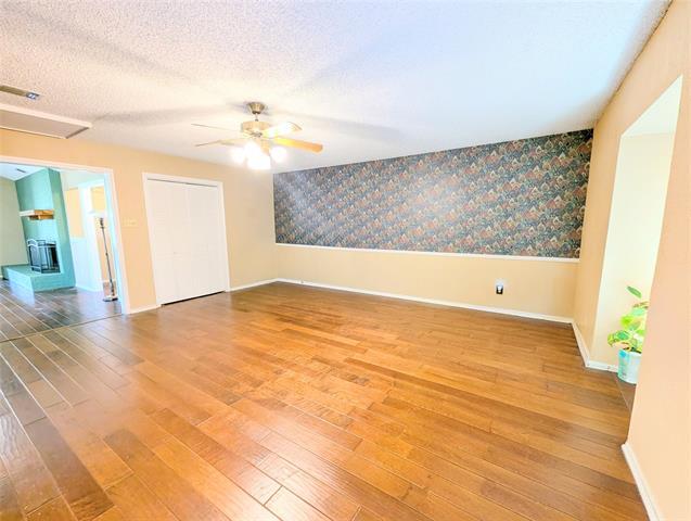 Building Photo - 2100 N Rough Creek Ct