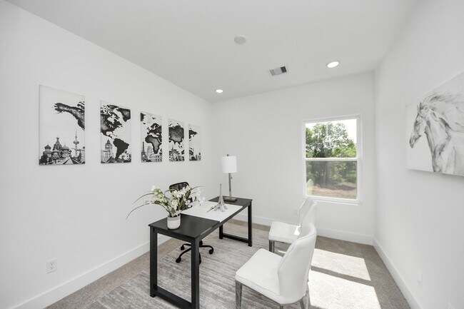 Building Photo - 2432 Harrington St