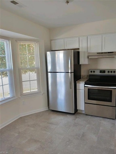 Building Photo - 1149 Clear Springs Rd