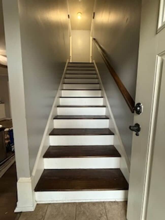 Building Photo - 4343 Ridge Cliff Dr