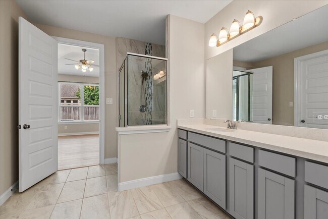 Building Photo - 4071 Northern Spruce Dr