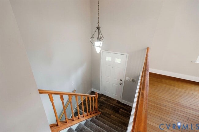 Building Photo - 5712 Willowbranch Dr