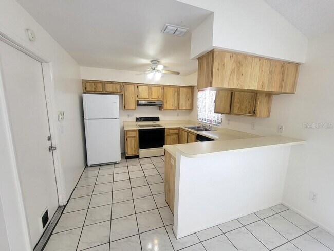 Building Photo - 8224 Autumn Oak Ave