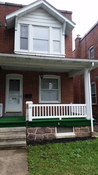 Building Photo - 314 S Sterley St