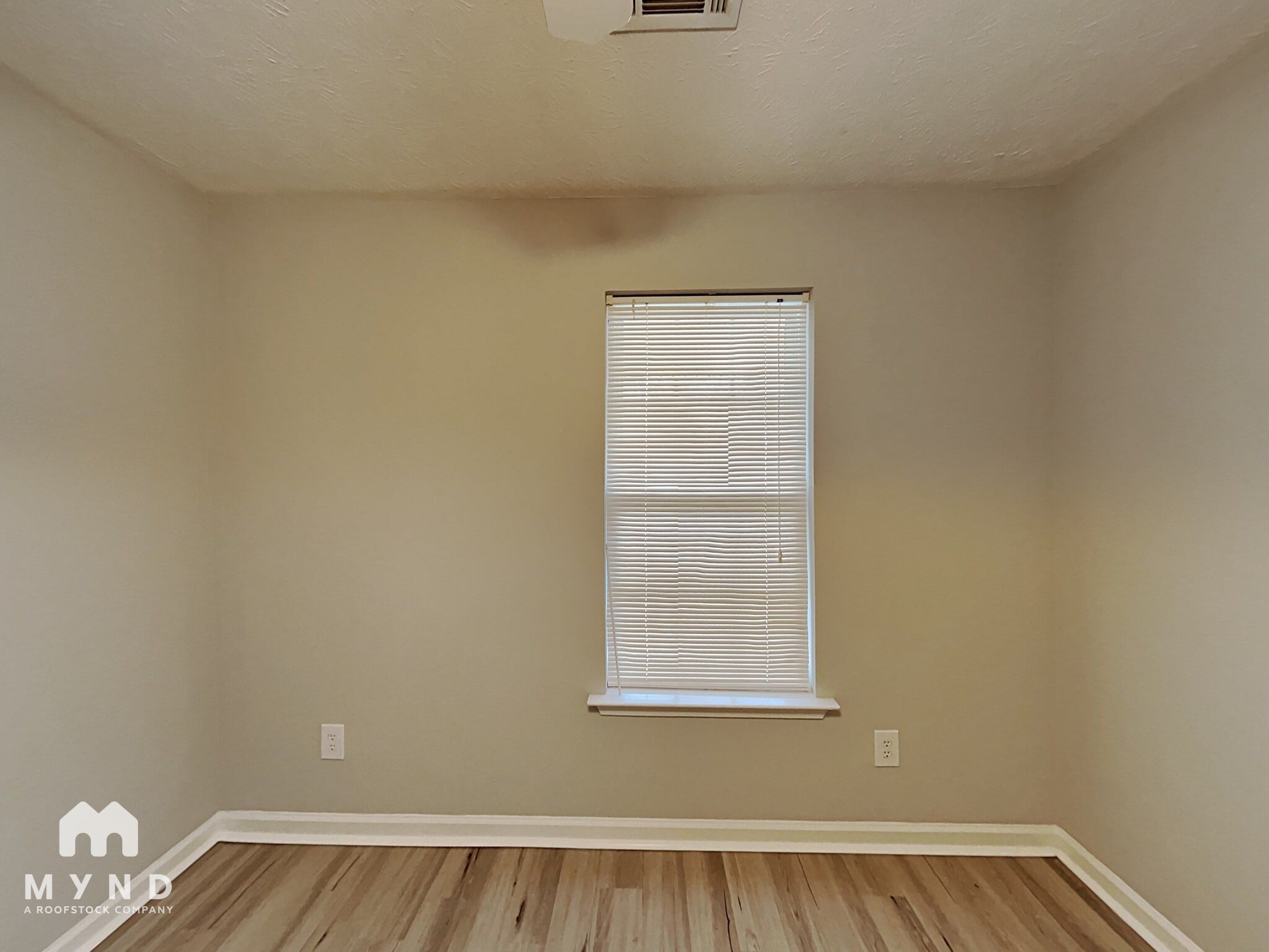 Building Photo - 11190 Knotty Pine Pl