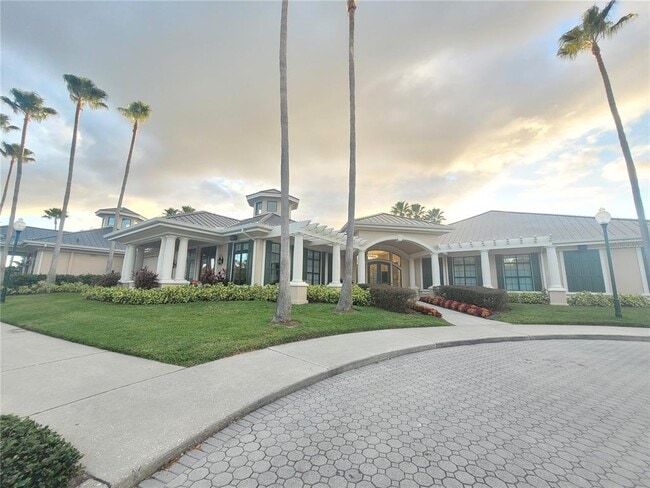 Building Photo - 10215 Evergreen Hill Dr