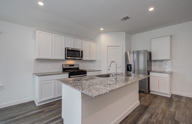 Building Photo - 1130 Desert Willow Dr