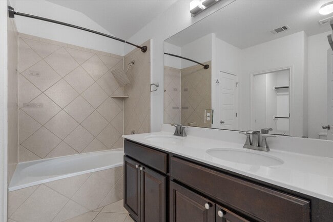 Building Photo - 5804 Loblolly Ln