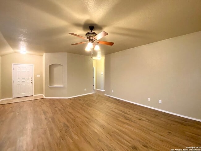 Building Photo - 12647 Point Summit