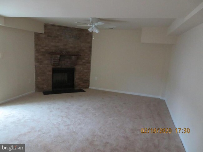 Building Photo - 15511 Plaid Dr