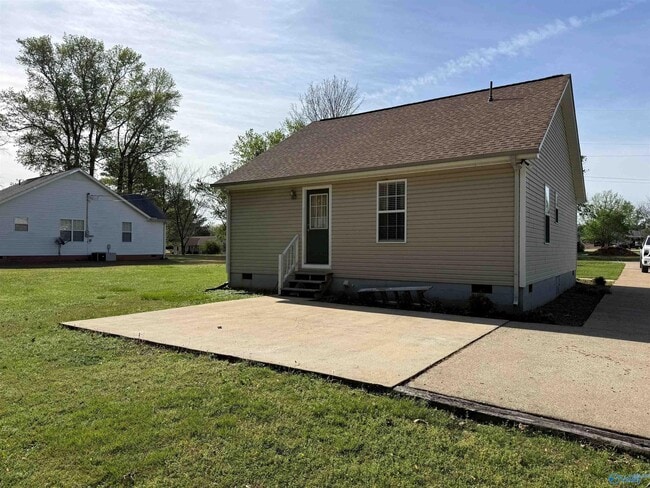 Building Photo - 30401 Fort Hampton St
