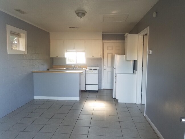 Building Photo - 236 Wagner Dr