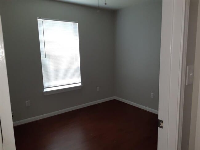 Building Photo - 134 S Bend Ct