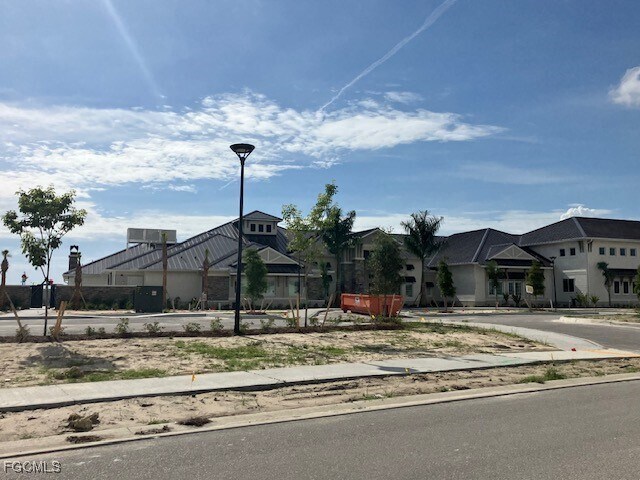 Building Photo - 13981 Winding Cedar Wy