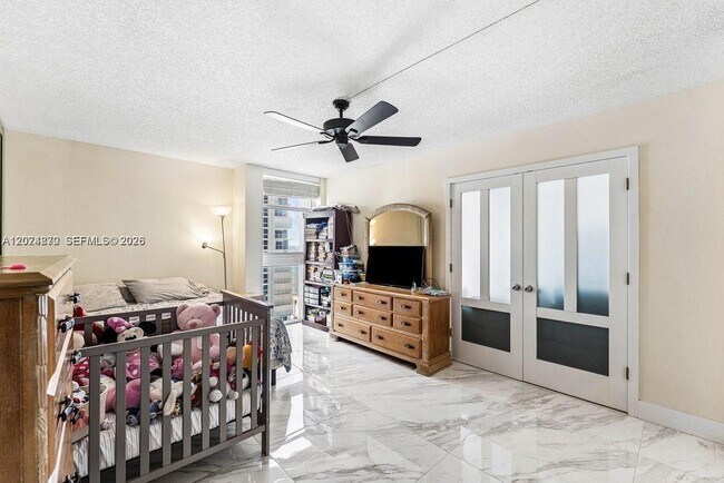 Building Photo - 1370 S Ocean Blvd