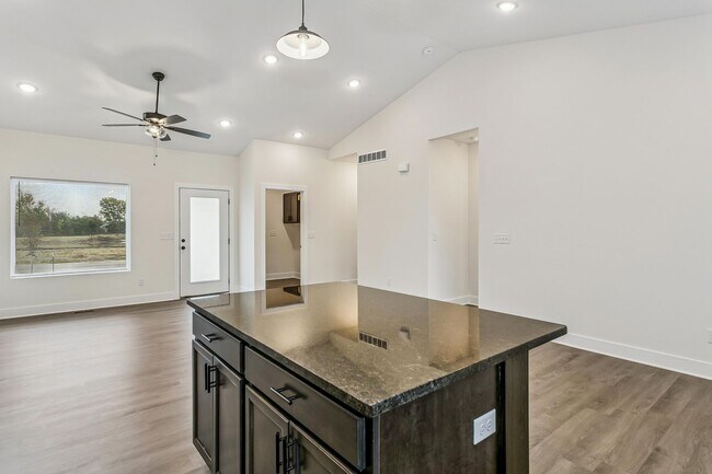 Building Photo - 5115/17 S Chase Ave