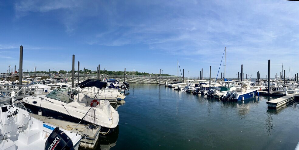 Building Photo - 358 Rector St