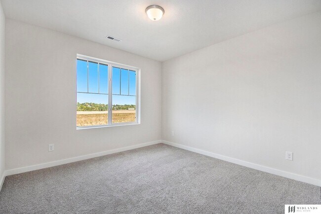 Building Photo - 15975 Kempten Crk Dr