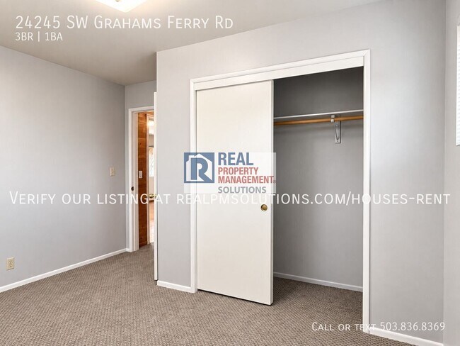 Building Photo - 24245 SW Grahams Ferry Rd