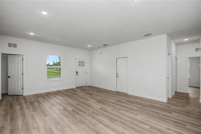 Building Photo - 16698 SW 30th Avenue Rd