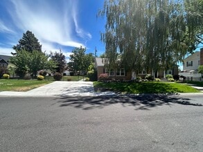 Building Photo - NEW LISTING In Desirable N. Richland Neighborhood; Walking Distance to Columbia River/Walking Path