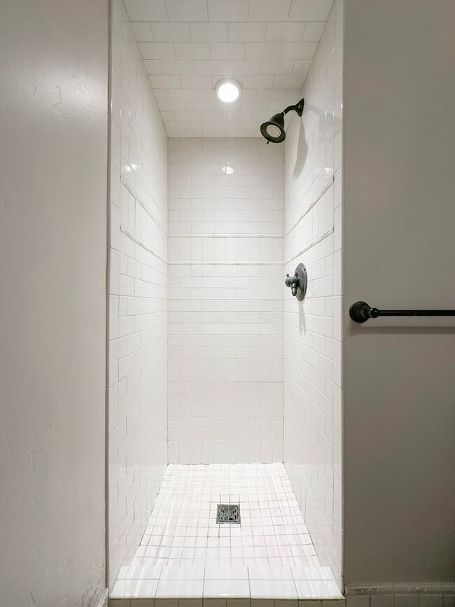 Building Photo - 301 S French St