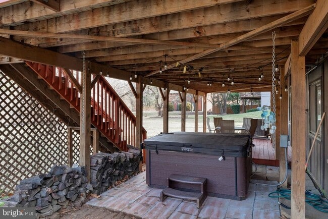 Building Photo - 1016 Trinity Gate St