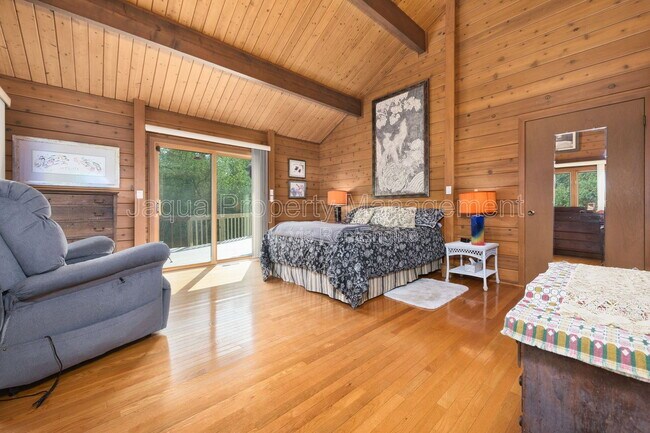 Building Photo - 61180 48th Ave