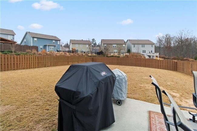 Building Photo - 6755 Scarlet Oak Way