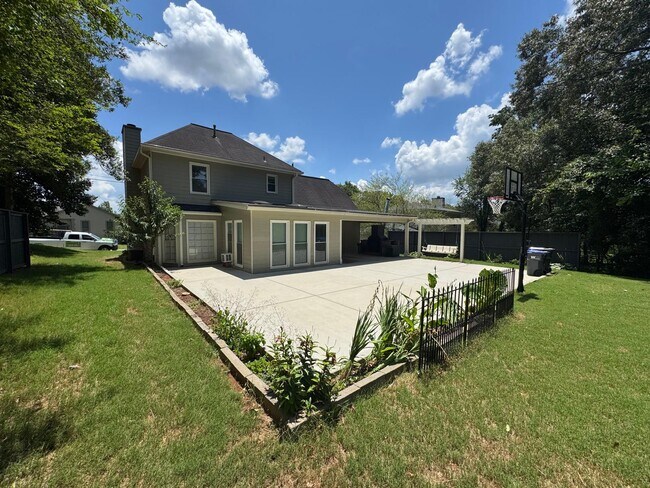 Building Photo - 965 Bass Ct N W