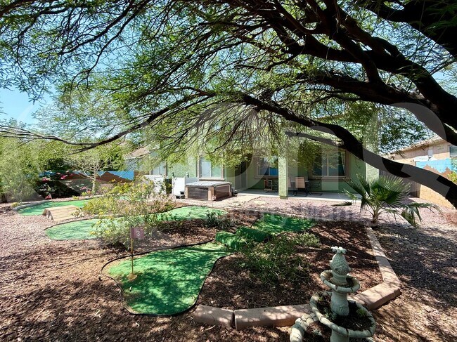 Building Photo - 4413 E Odessa Dr