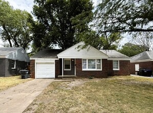 Building Photo - 1514 N Pershing St