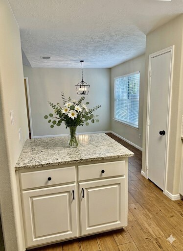 Building Photo - 16306 Many Trees Ln