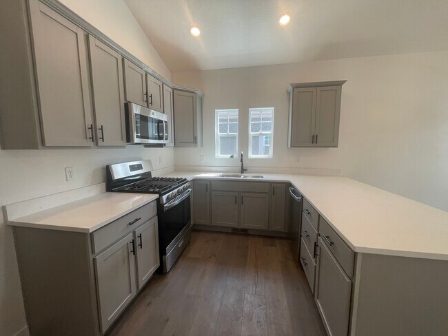 Building Photo - 6442 S Jordan Pkwy