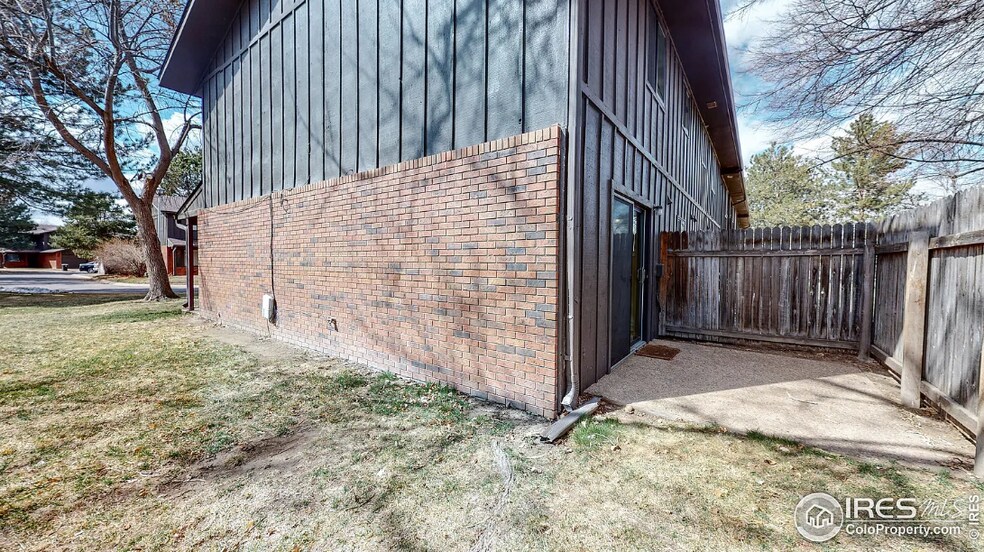 Back Patio - 2840 W 21st St