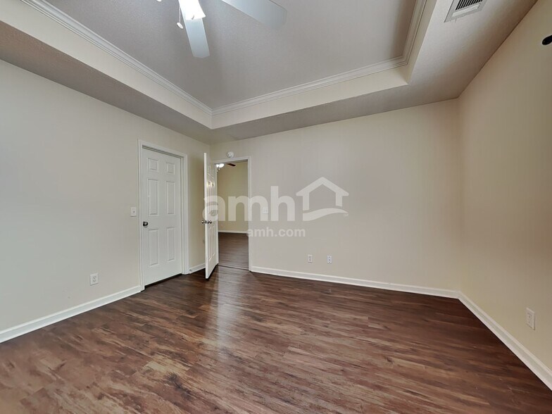 Building Photo - 230 Fontenot Dr