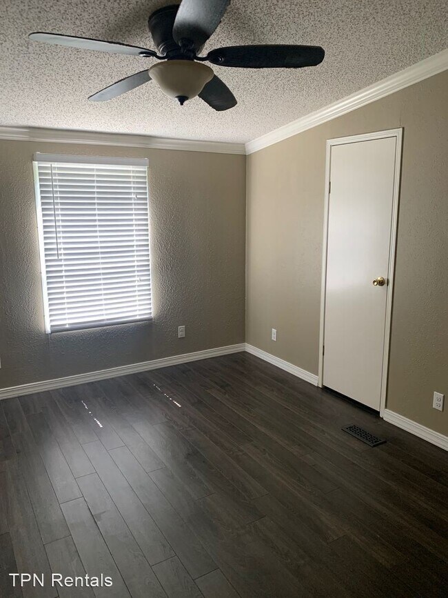 Building Photo - 3 br, 2 bath House - 1304 Hollow Oaks Ln