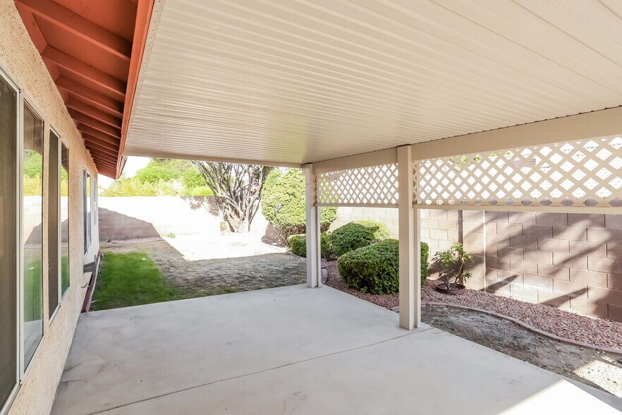 Building Photo - 3728 Dauntless