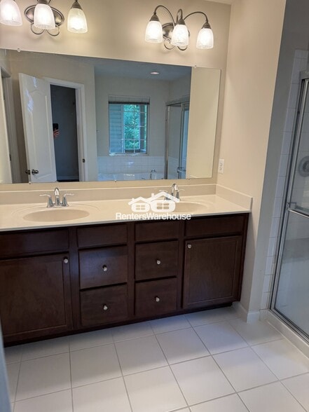 Building Photo - 7524 Stonehouse Run Dr