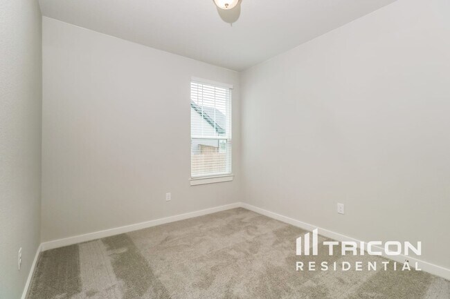 Building Photo - 1648 Mexican Heather Dr