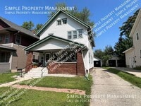 Building Photo - 737 Fulton St E