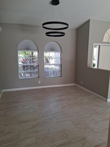 Building Photo - 4863 Chardonnay Dr