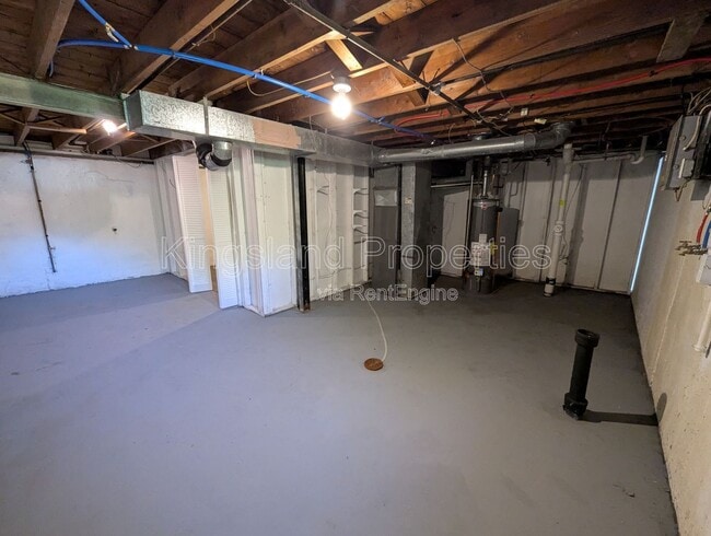 Building Photo - 1009 Bliss Dr