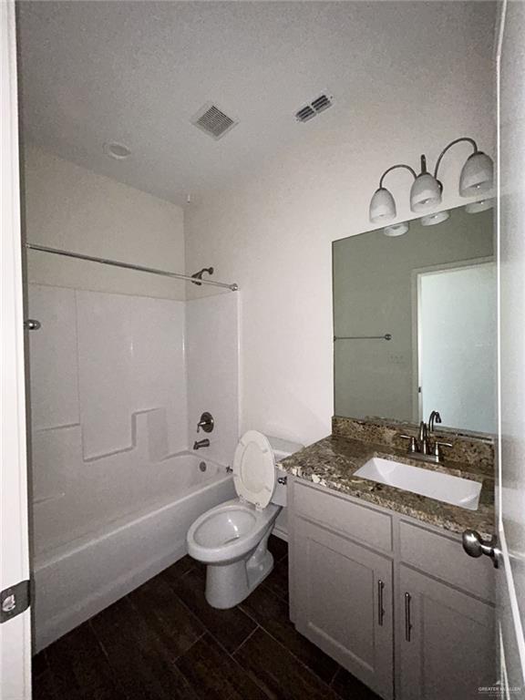 Building Photo - 14 Tinsley Ave